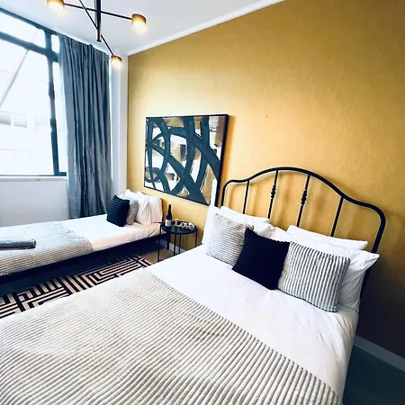 Luxury Rooms, Ideal For Tourists Ostello *