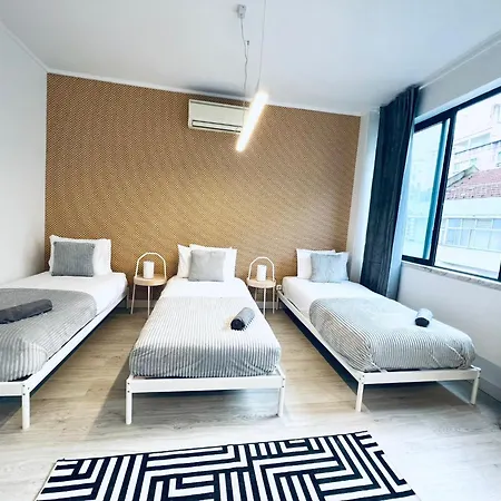 Luxury Rooms, Ideal For Tourists Ostello *