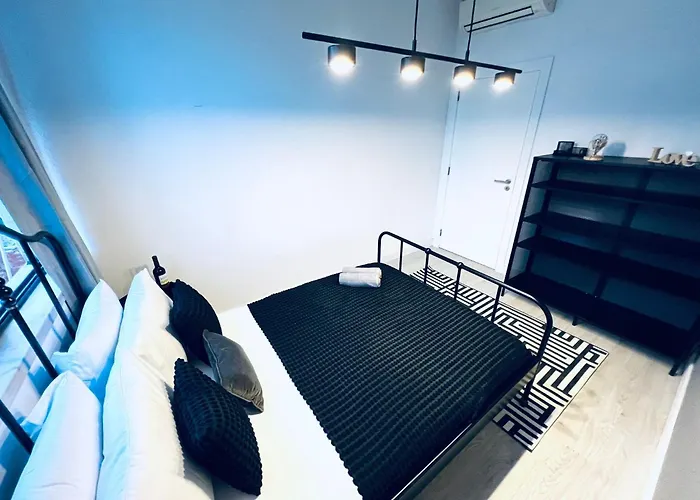 Hostel Luxury Rooms, Ideal For Tourists