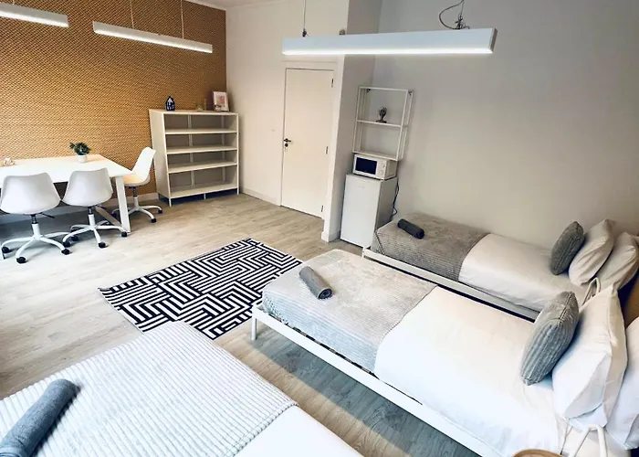 Luxury Rooms, Ideal For Tourists Hostel *