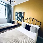 Luxury Rooms, Ideal For Tourists אכסניה *