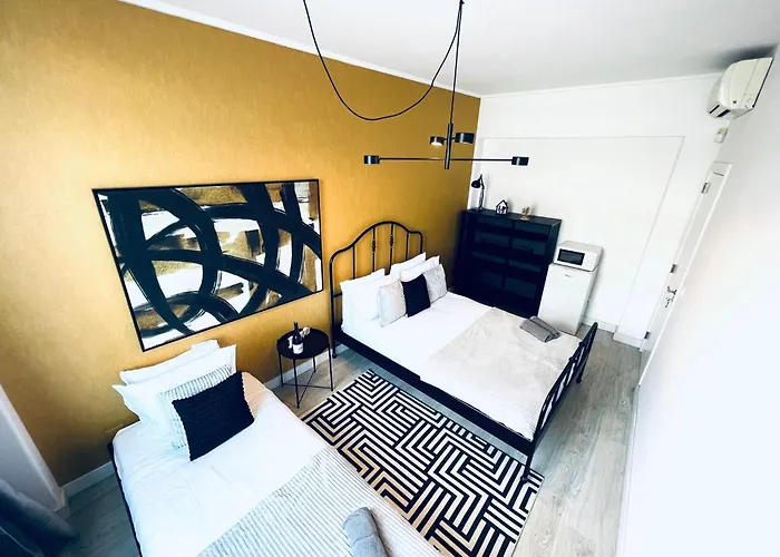 אכסניה Luxury Rooms, Ideal For Tourists ליסבון