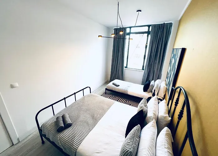 אכסניה Luxury Rooms, Ideal For Tourists *