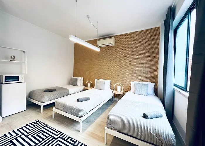 Luxury Rooms, Ideal For Tourists *